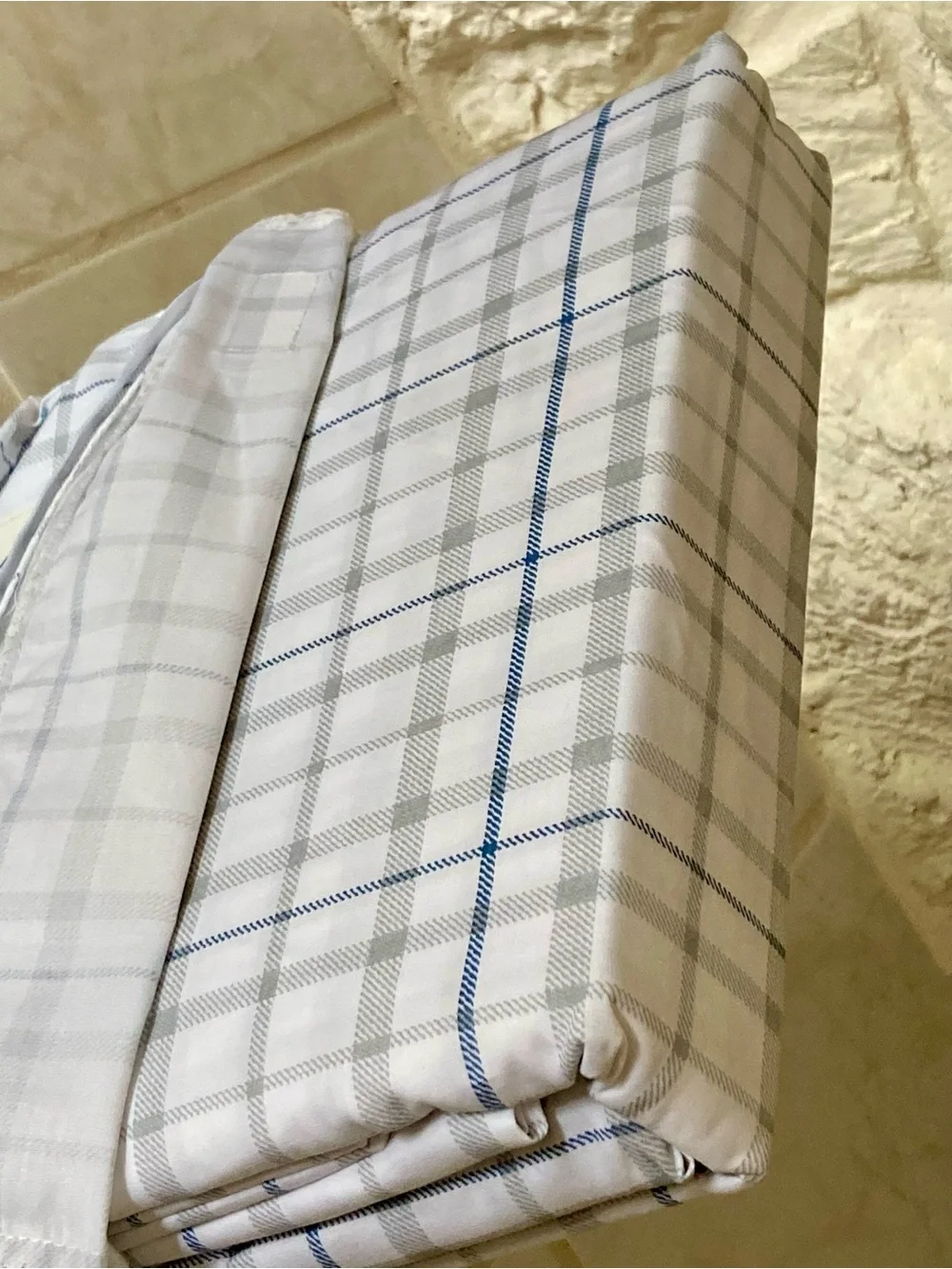 Tommy Hilfiger Newton Plaid Twin XL 100% cotton percale sheet set in grey